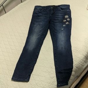 Jeans with Floral Embroidery